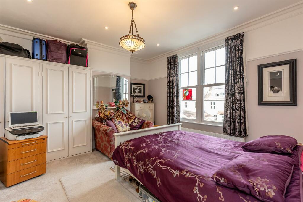 Henleaze Road, Henleaze Bed 1b.jpg