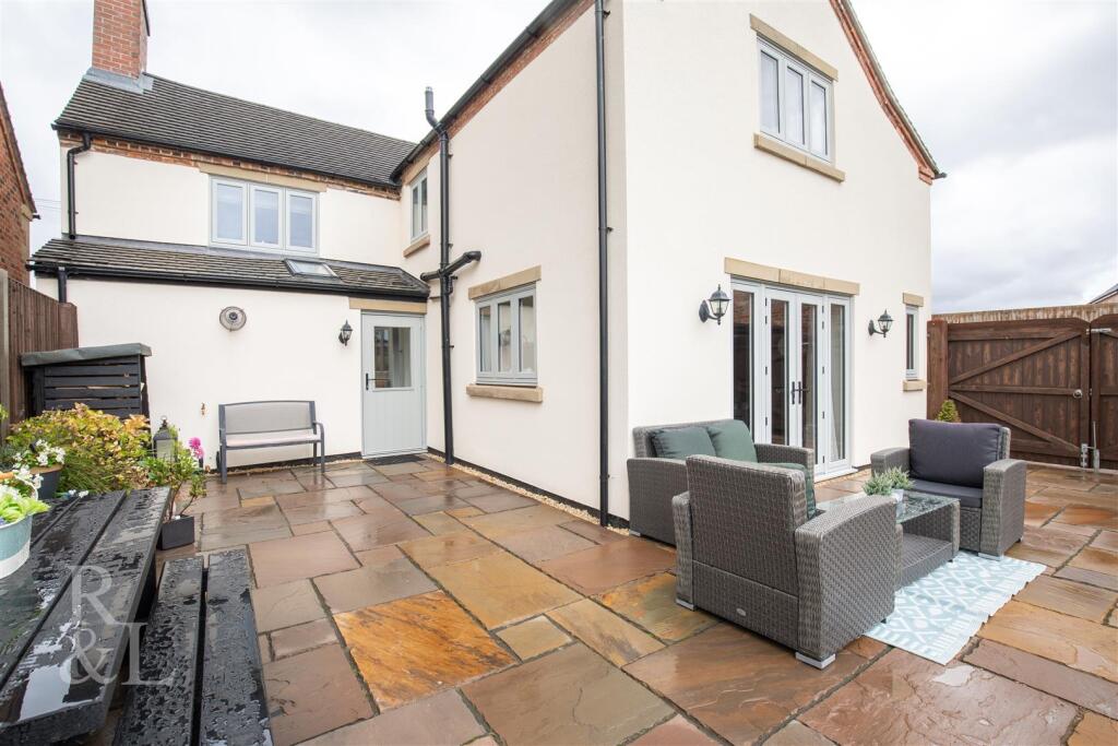 2 Mount Road (80).jpg