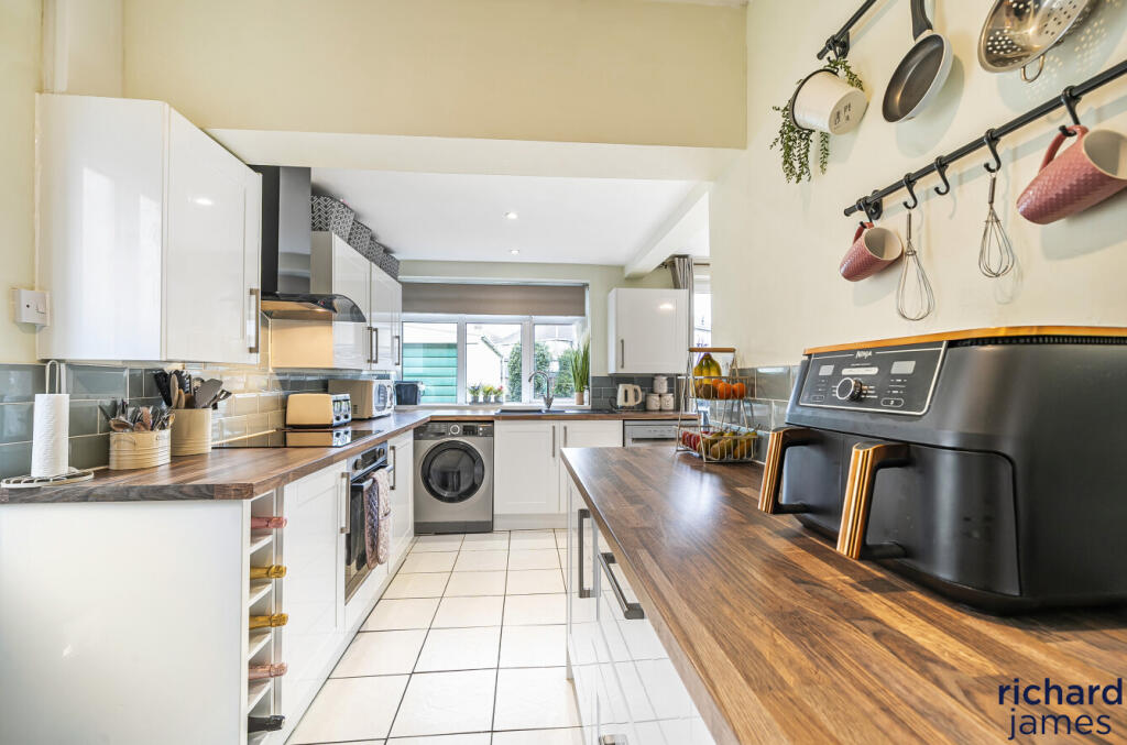 624496102844455dbb6eefd3bdaf443d