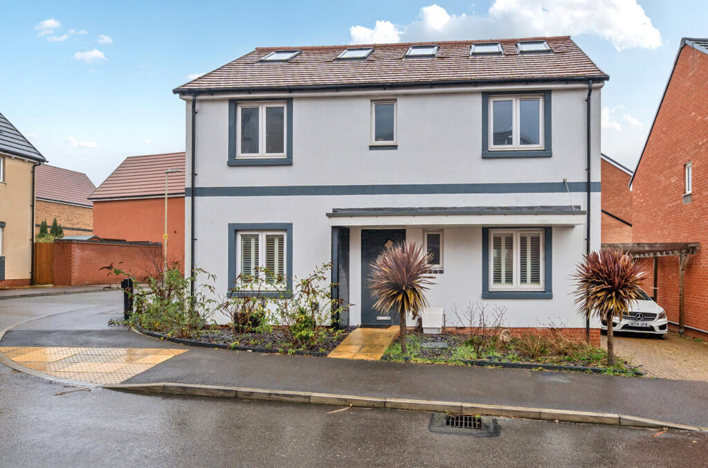 1385658-19-692d81...