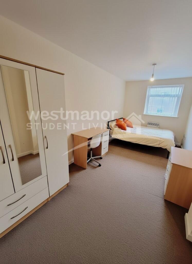 FLAT 18 ROOM 2 &amp; 3