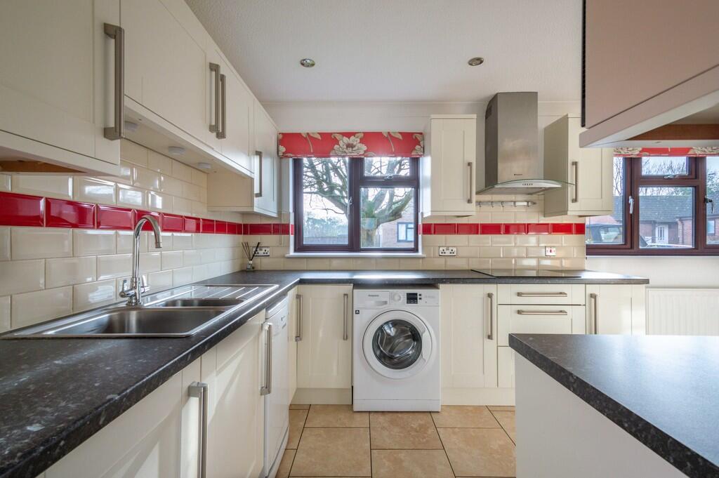 22 Icknield Close...