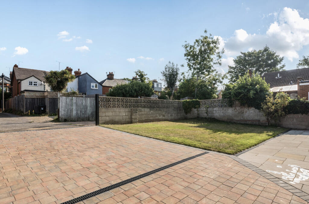 1341562-16-689ef6...