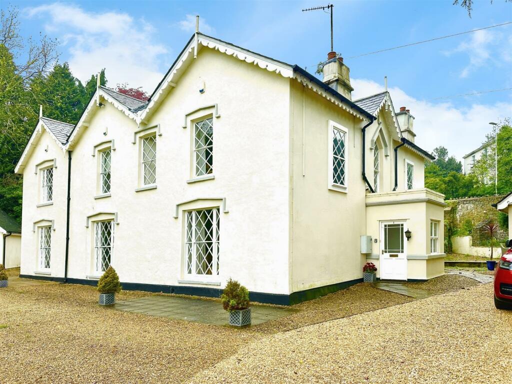 Ashfield House