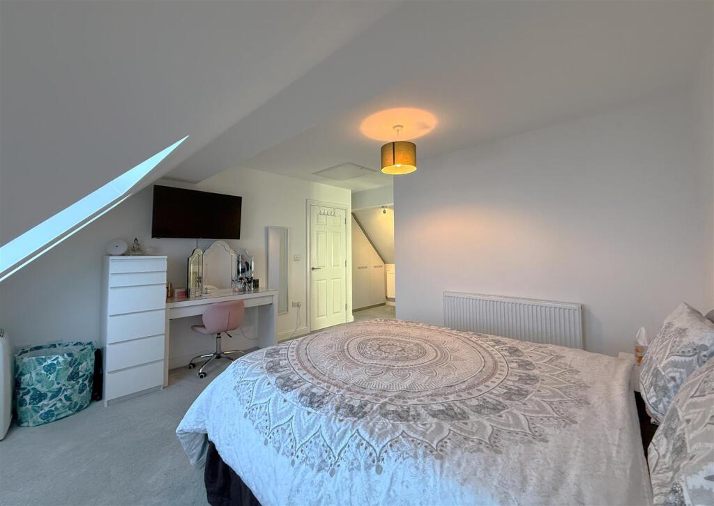 Bedroom 1B.JPG