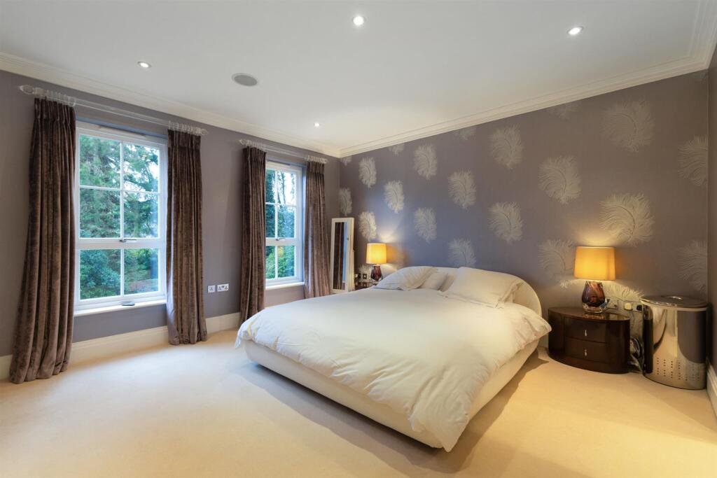 102003_Westgate-House-London-Road  (21)_low.jpg