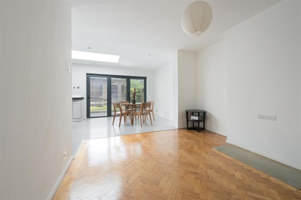 WESTERN ROAD 36  (9).jpg