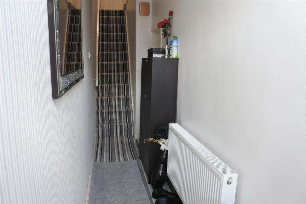 Hallway.JPG