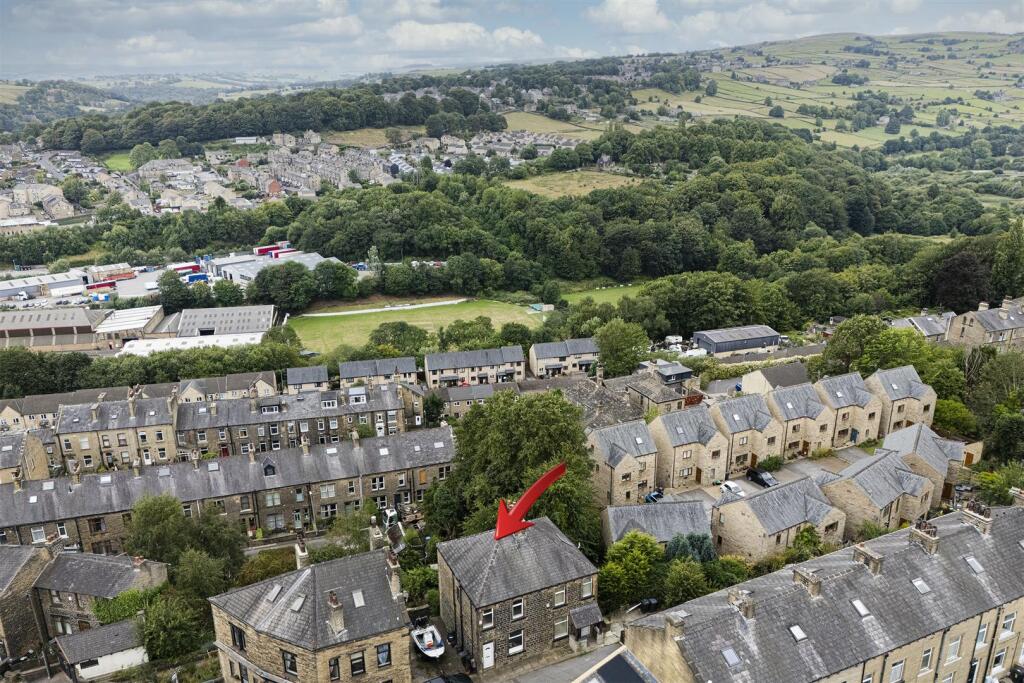 Bramleys Estate Agents - Height Green - Sowerby Br