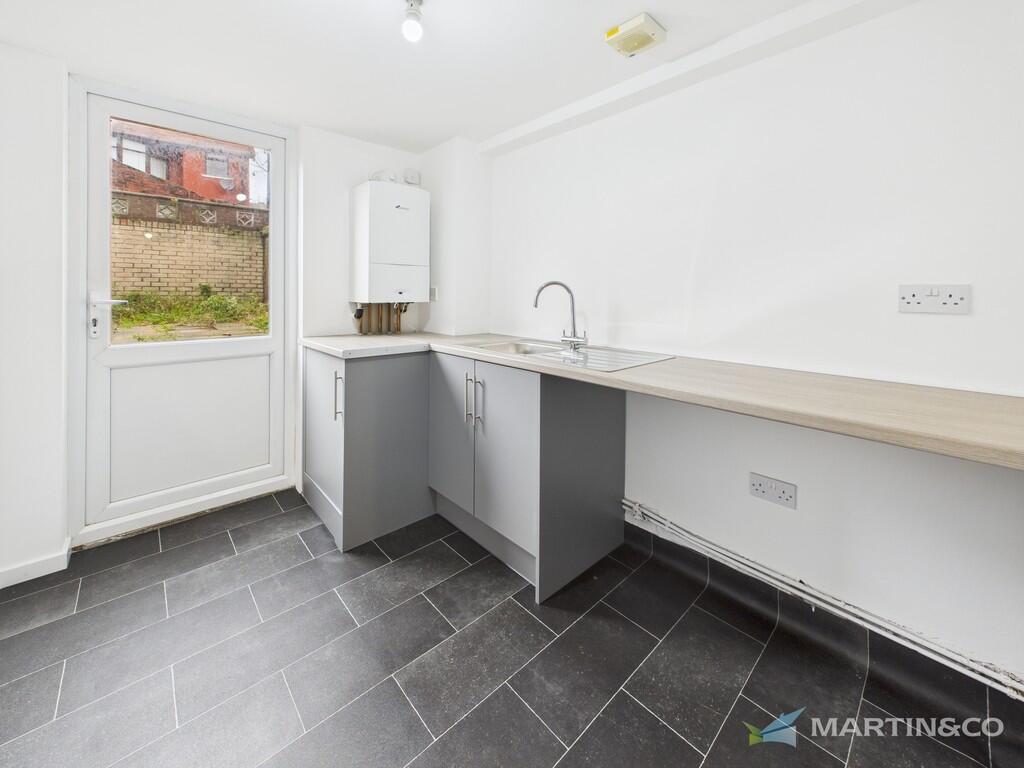 CAM02318G0-PR0554...