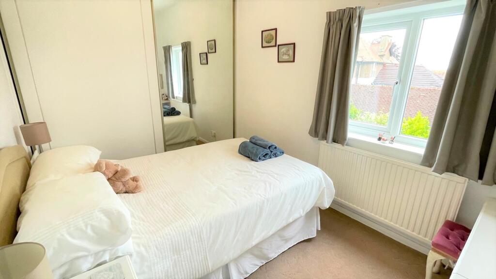 BEDROOM 3