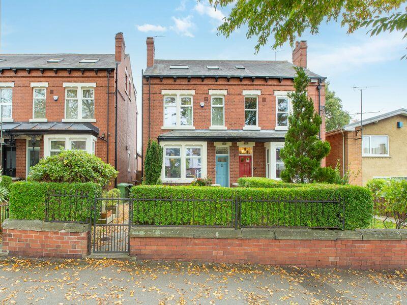 Sutherland Avenue, Roundhay, LS8