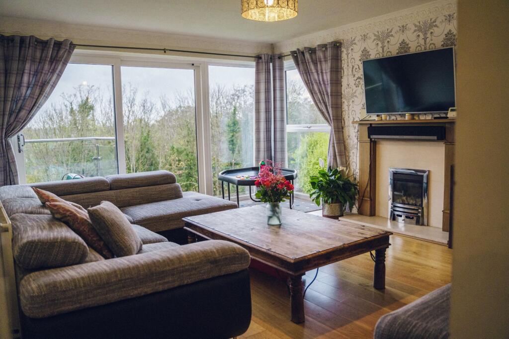 Ystafell Fyw / Living Room