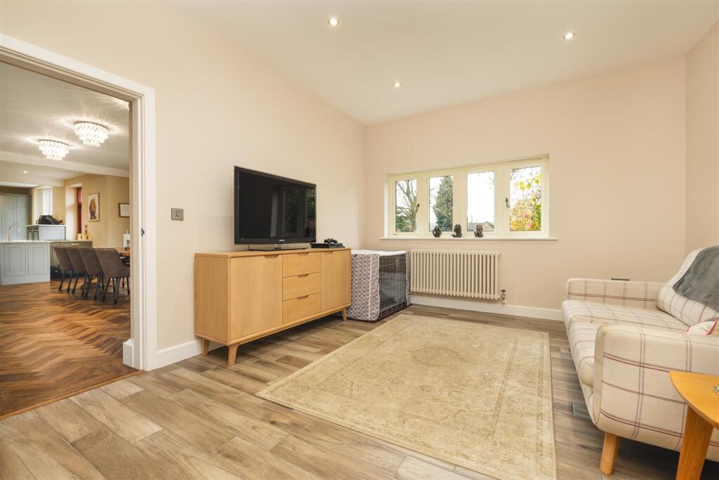 Upper Church St, Ashby