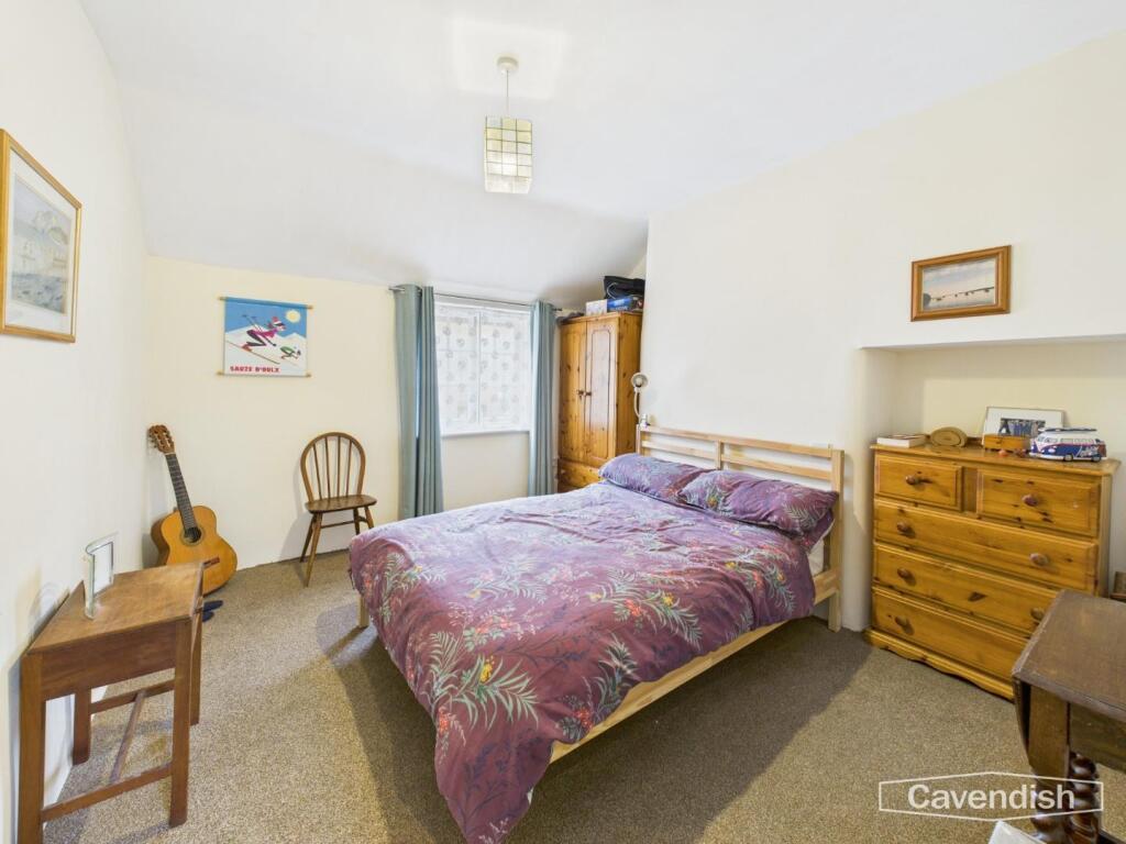 BEDROOM 1