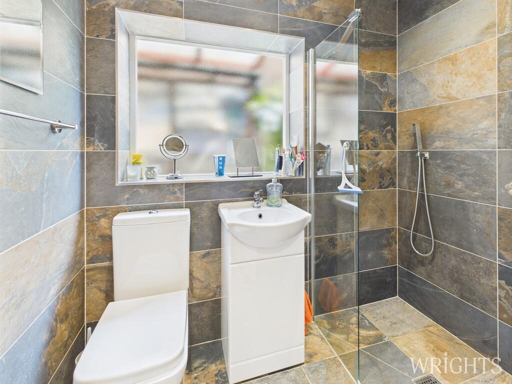 CAM02678G0-PR0211...