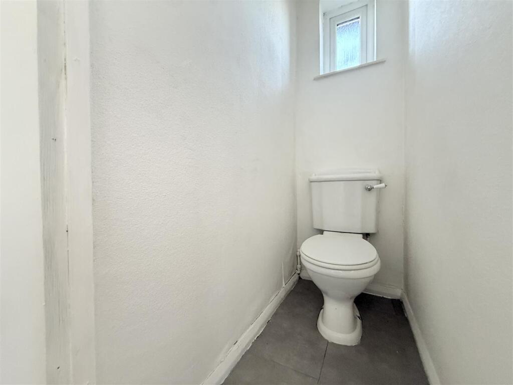 Separate WC