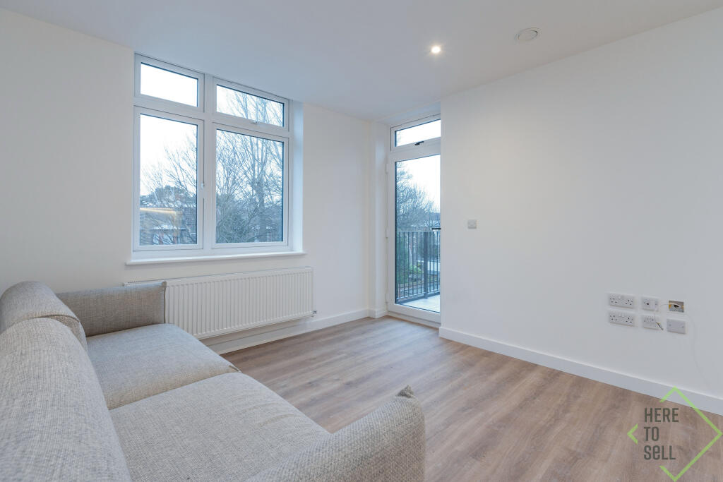 369 Green Lanes, London, N13 4JH-42