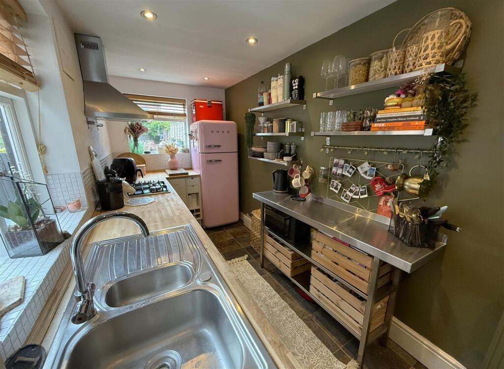 Kitchen B.JPG