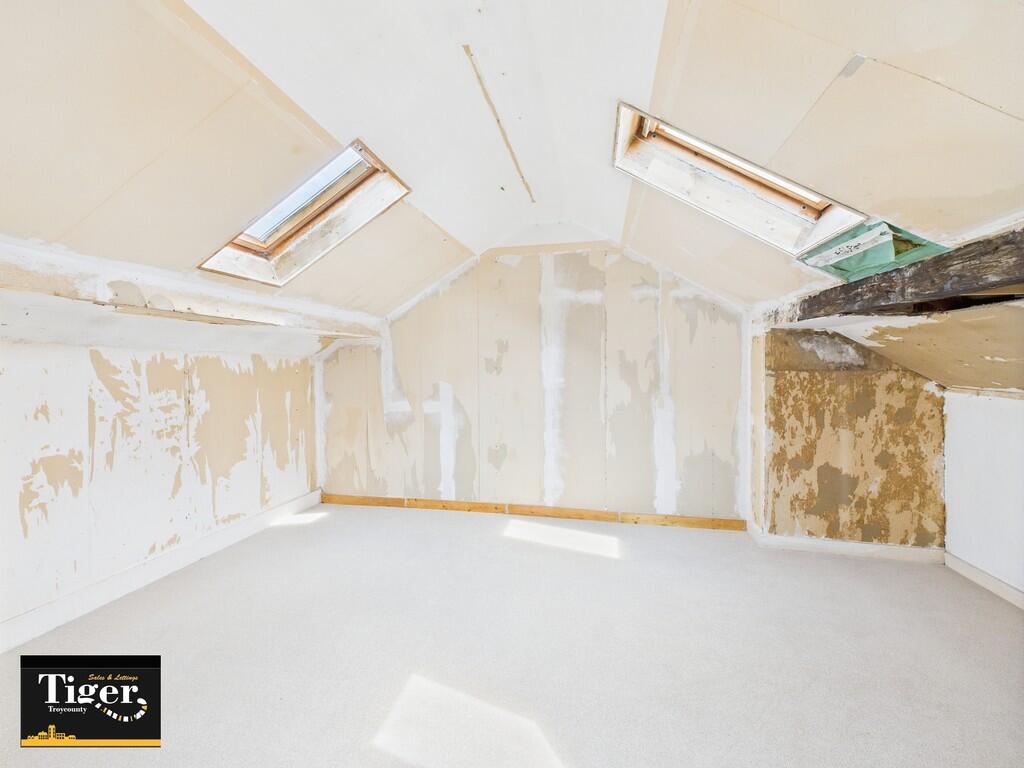 CAM03440G0-PR0332...