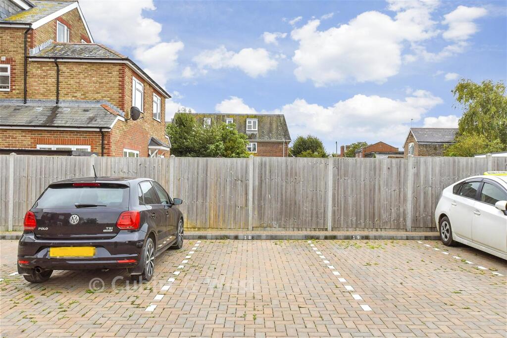 Driveway/Parking
