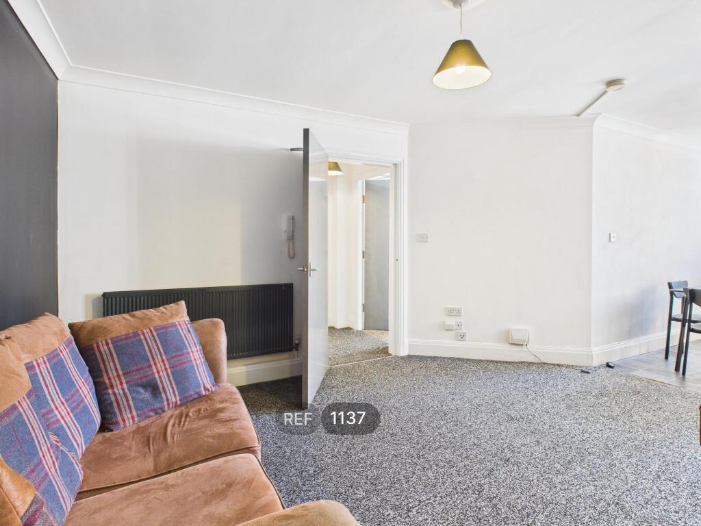 Kitchen / Living area