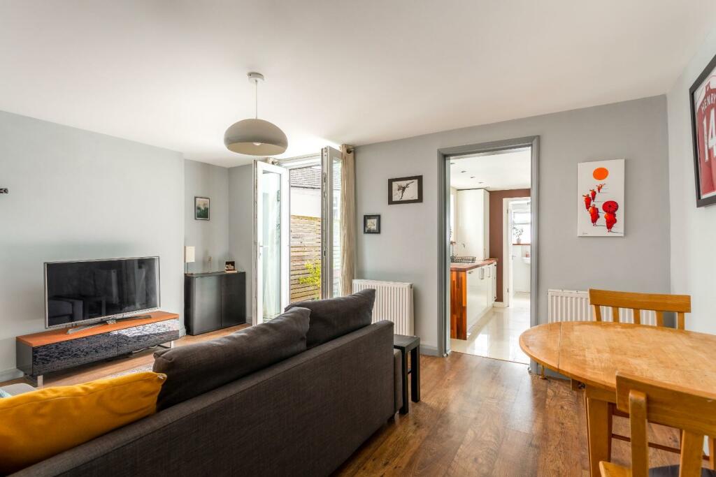 62a Trafalgar Road-8.jpg