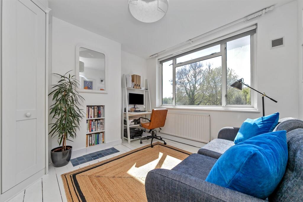 27FrancisAve-34.jpg