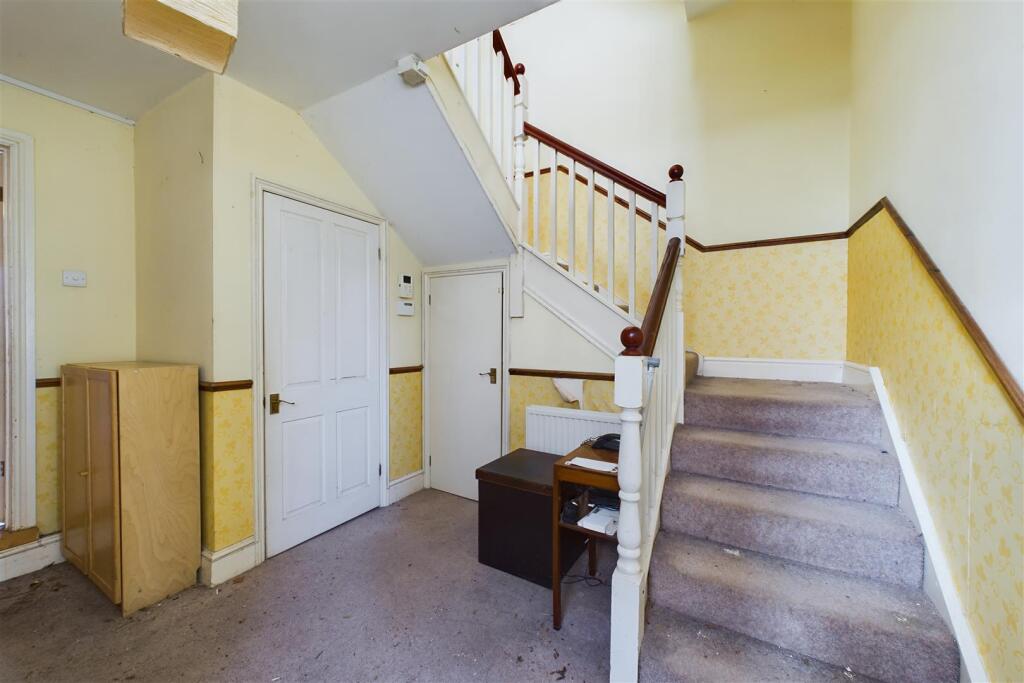 9A Chantry Road, Clifton, Bristol BS8 2QF | Freeho