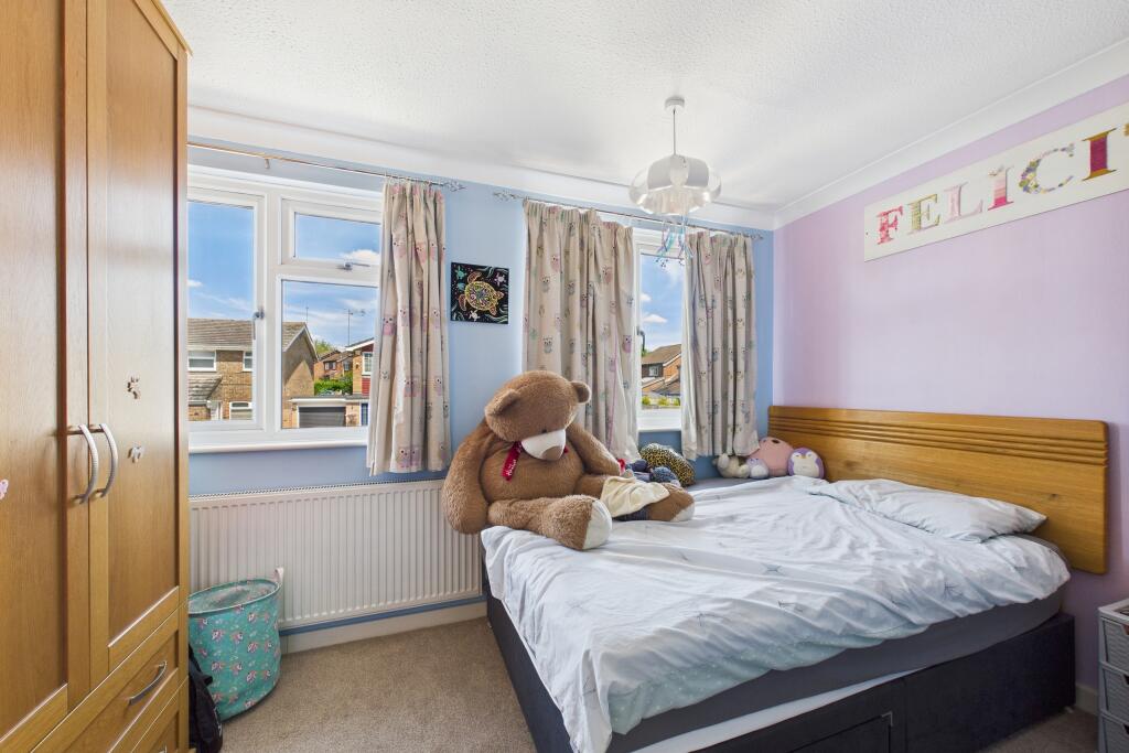 CAM05454G0-PR0032-STILL019