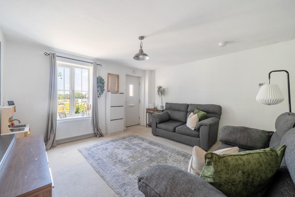 1329501-6-6883bd3b9b738