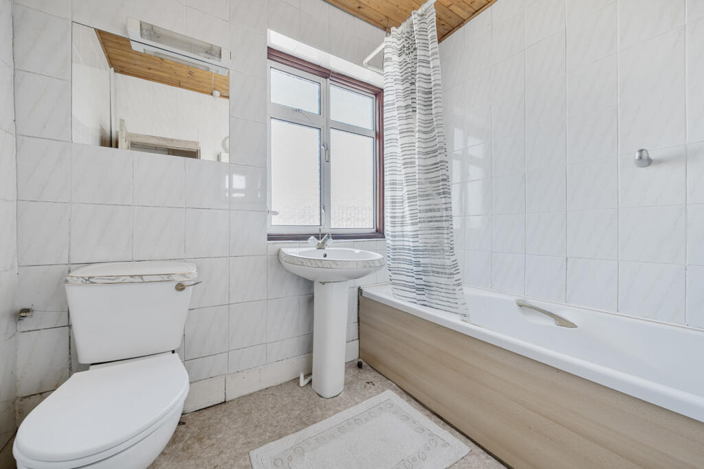 1316521-19-686278...