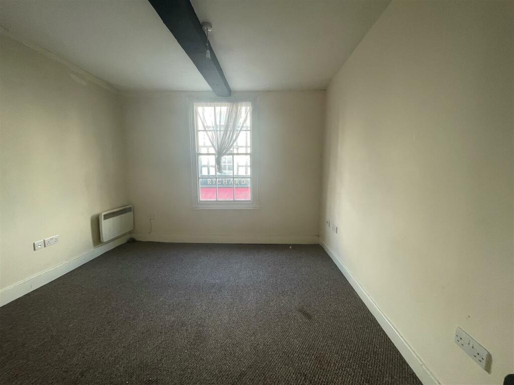 living room.jpg