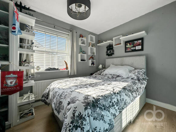 127762agx70394912img120000max656x437