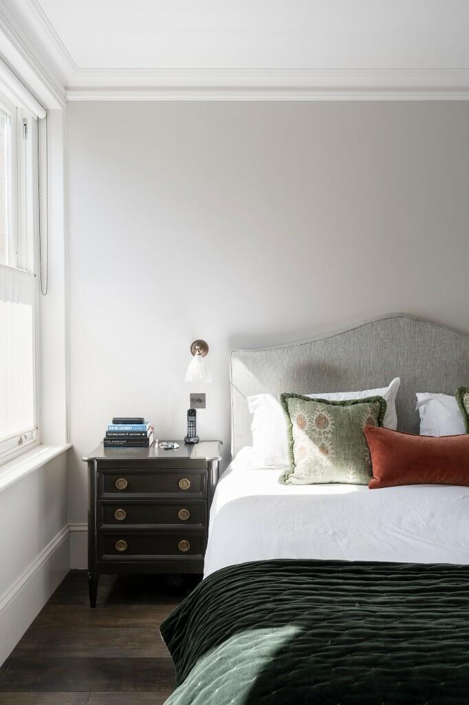 Principal bedroom
