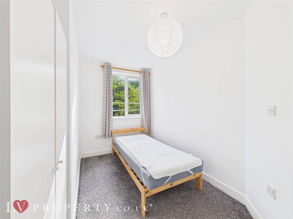 CAM05016G0-PR0120-ST