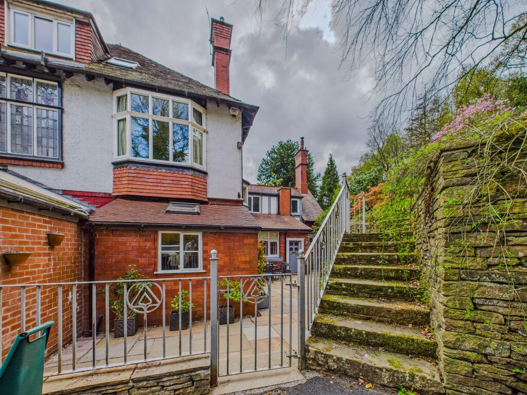 Front Terrace and Steps to Garden