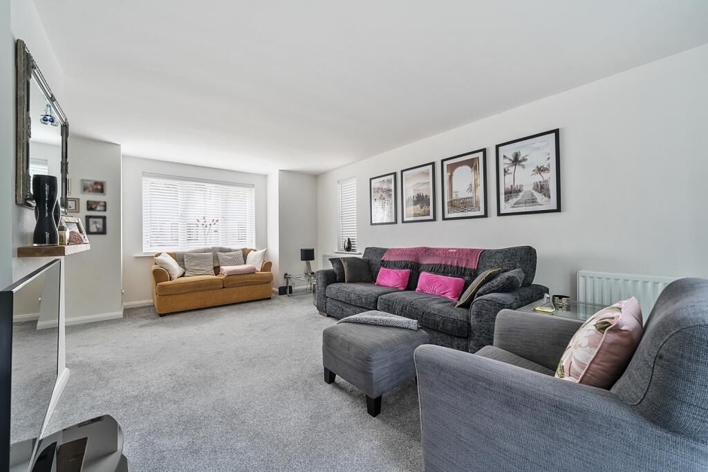 1325393-14-6879117328065