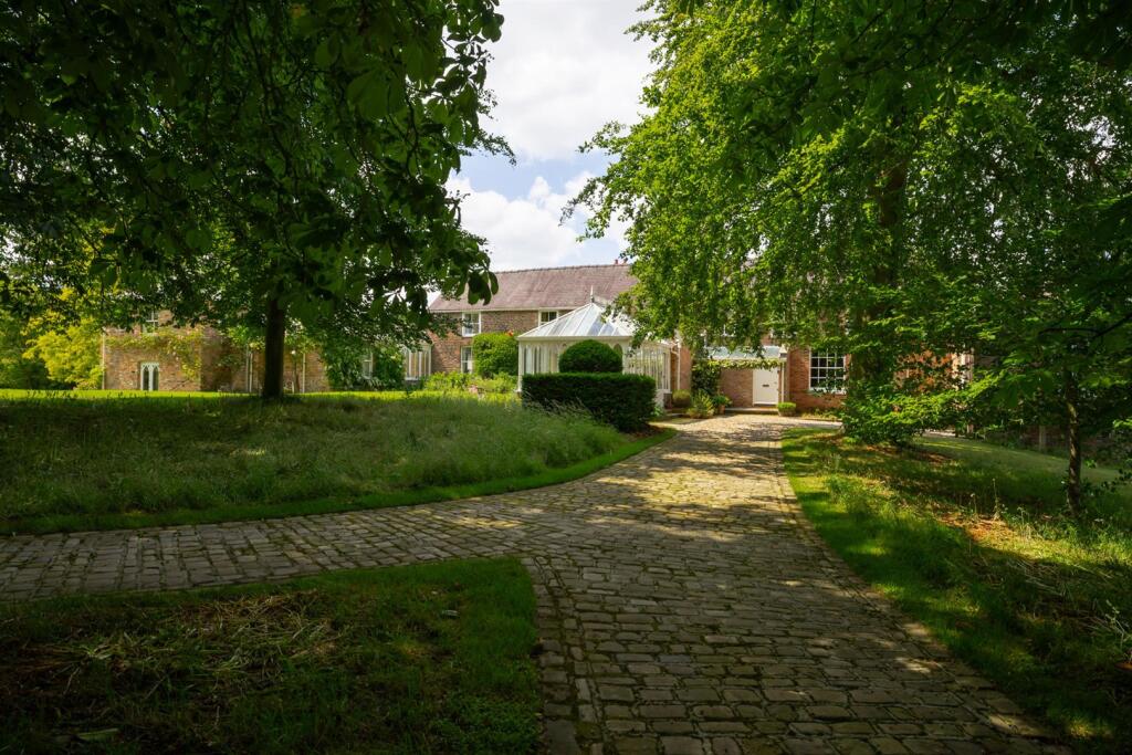 Gardens &amp; Grounds