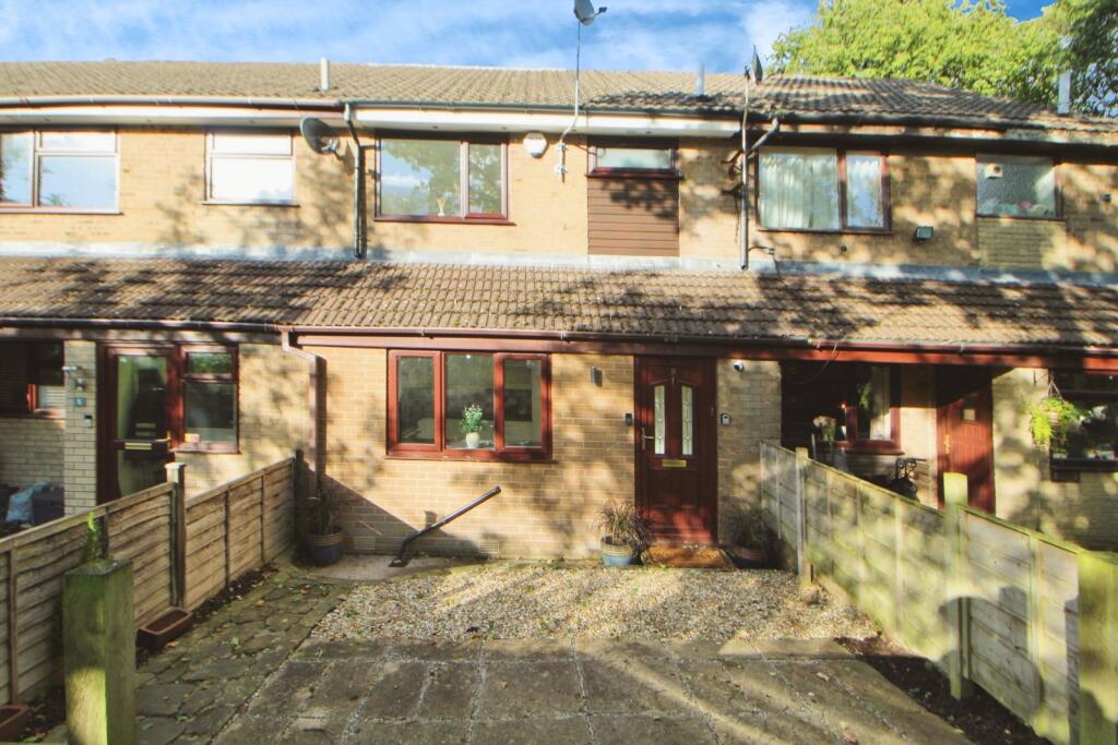 Simmondley Grove, Glossop, Derbyshire, SK13