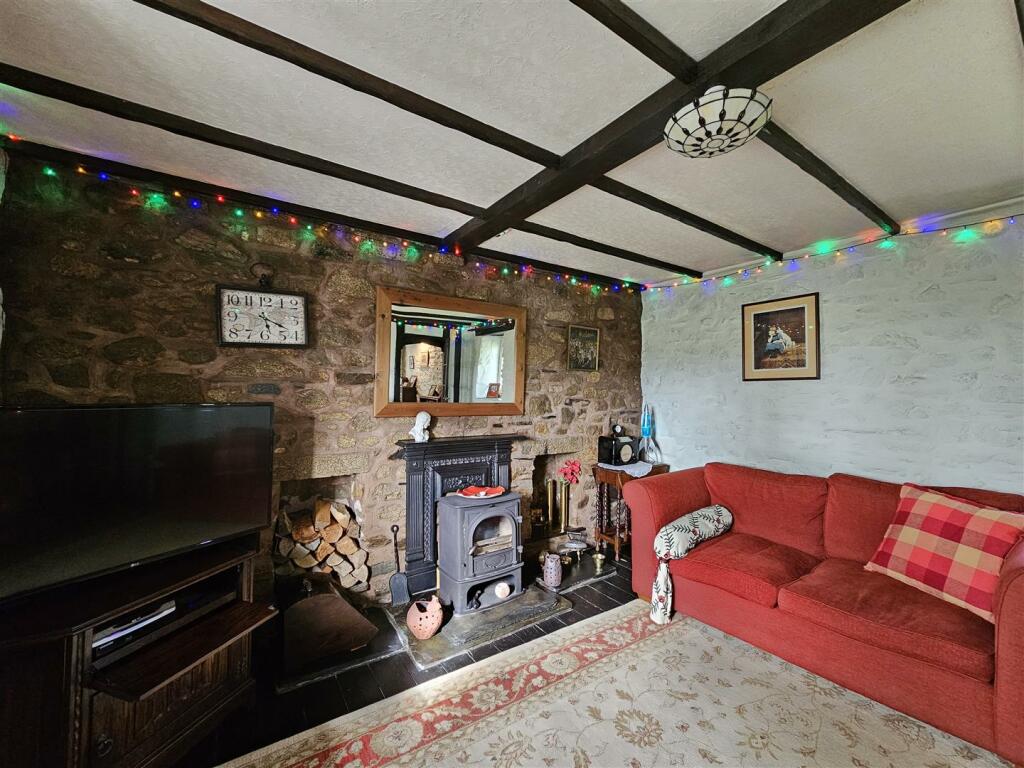 Living room other angle.jpg