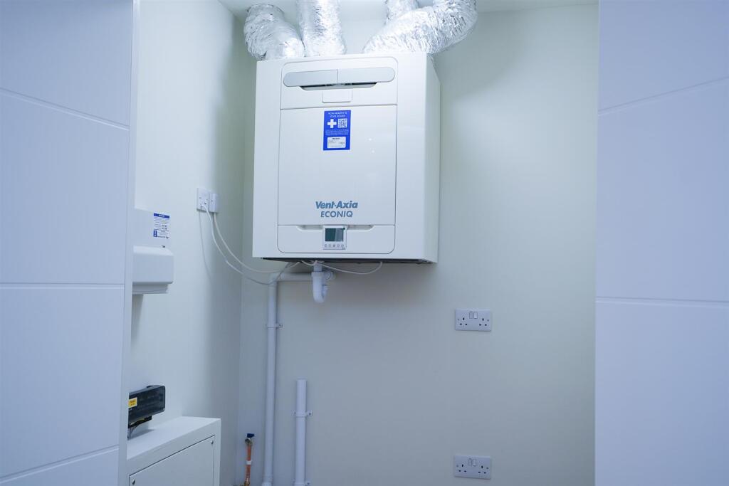 Cross Street (13).jpg