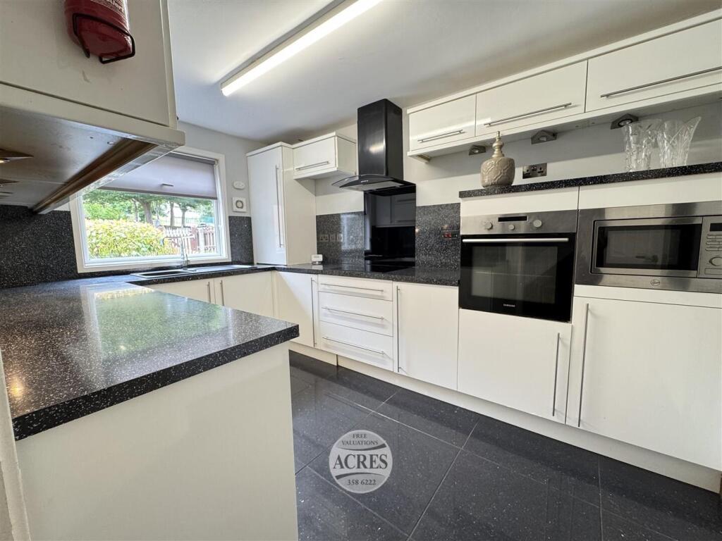 IMG_2492 (Large).jpg