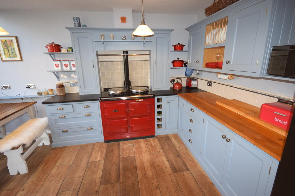KITCHEN/DINER