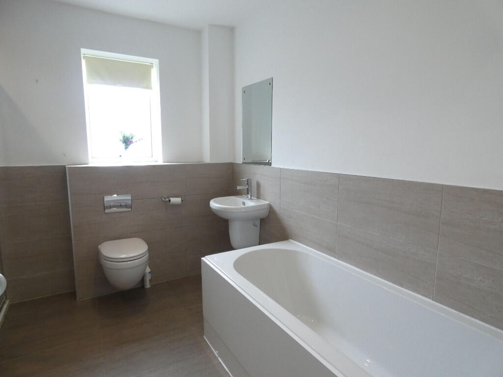 Main Bathroom