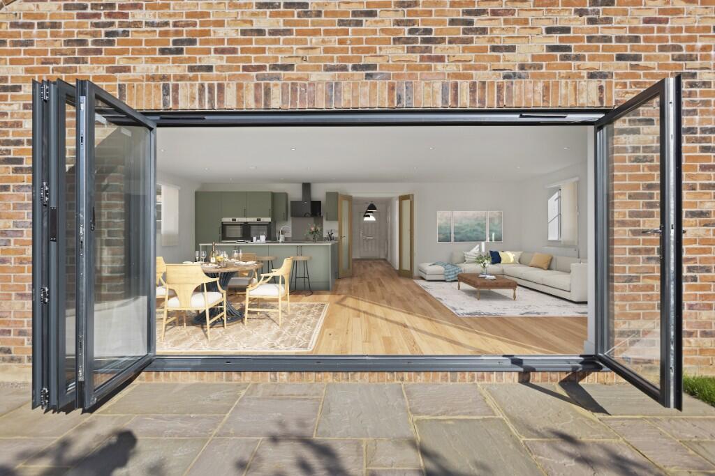 CGI bi-folds to insi