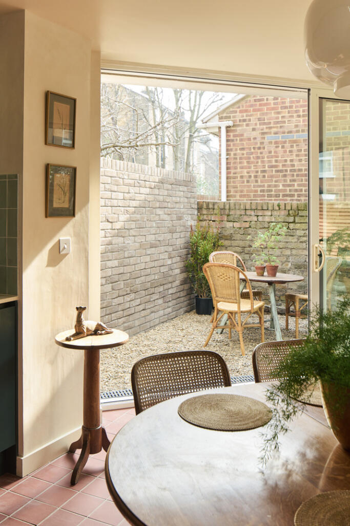 268535 - DGLA3374.jpg