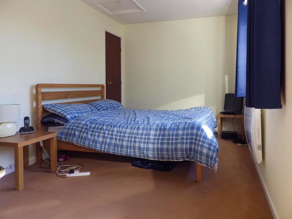 Picture 4