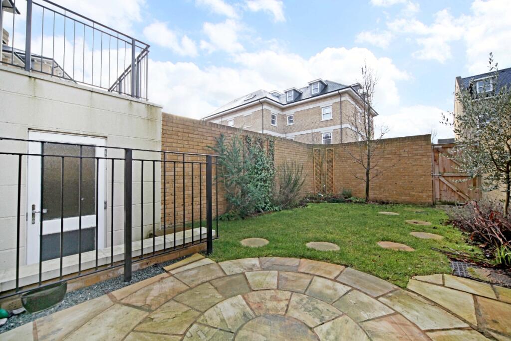 15 Claremont Road...