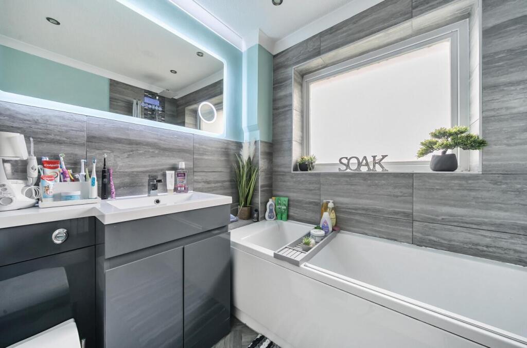 55 Sunningdale Drive